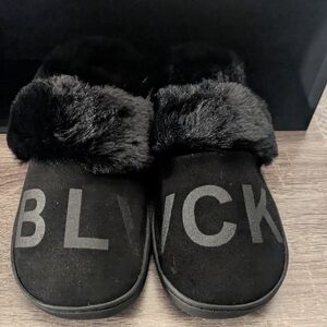 BLVCK PARIS Black Fluffy Slippers